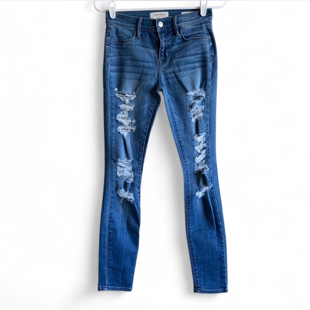 PacSun Women's Ripped Lowrise Skinny Jeans! Size 25